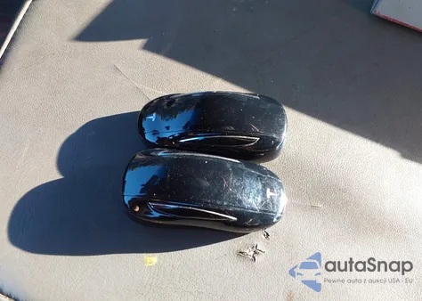 2016 Tesla Model X 60D/70D/75D/90D/P100D из США, поврежденный, VIN 5YJXCBE28GF020410